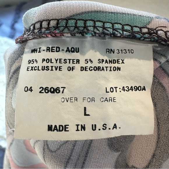 AGB Y2K Babydoll Top. Colorful Geometric. Size: Large. - Picture 6 of 6